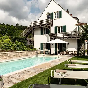 Exklusives In Lage Mit Pool, Sauna, Terrasse - Der Johannishof Würzburg
